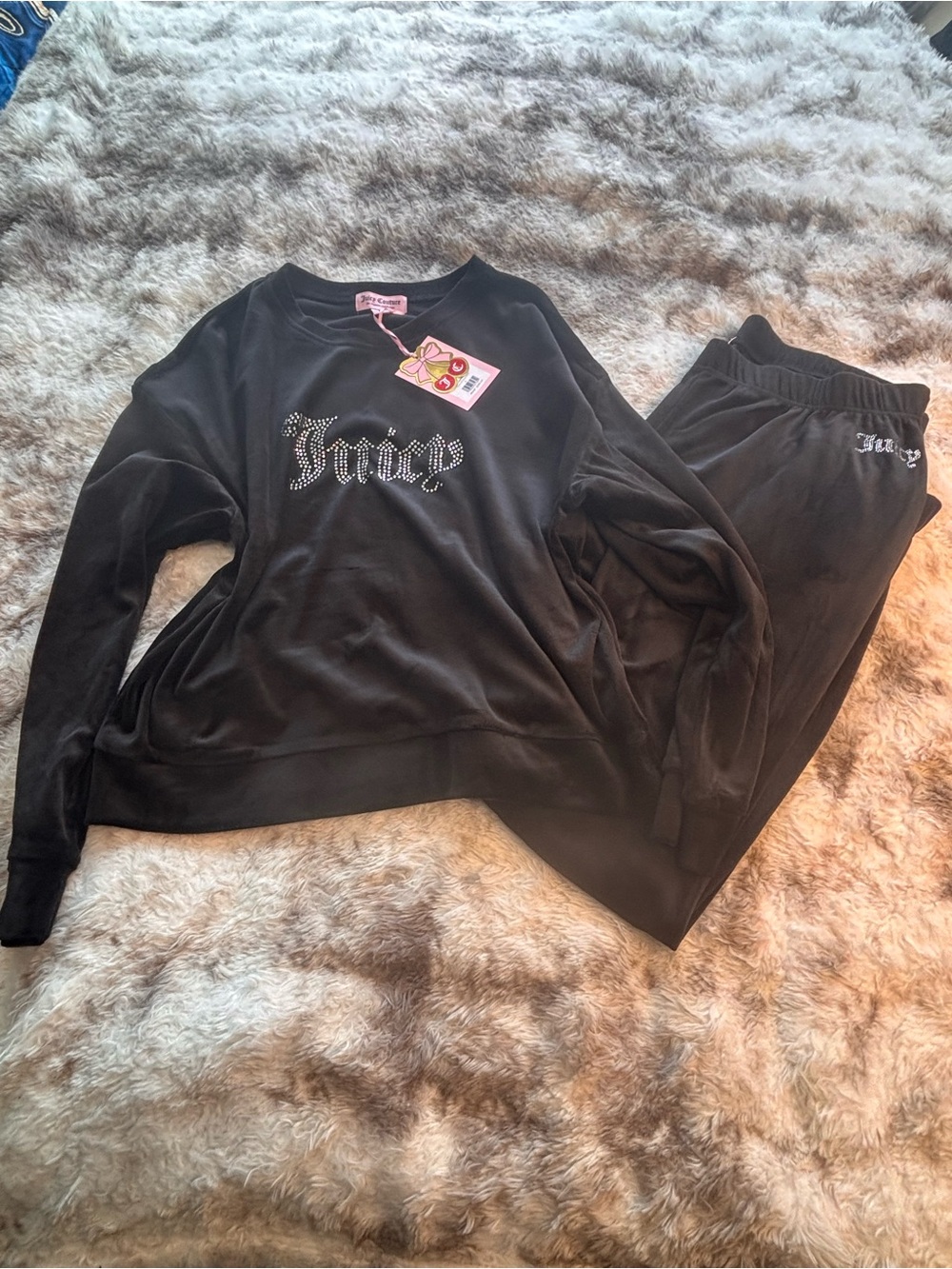 NWT Juicy Couture Black Velour lounge Set with Rhinestone Logo - Picture 1 of 5